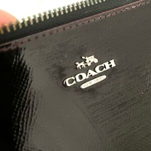 Coach Nolita 19 Wristlet- Oxblood with convertible chain strap